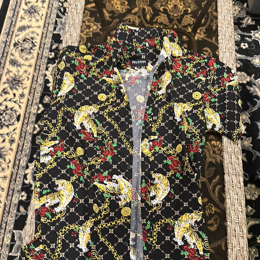 DRILL CLOTHING COMPANY Size Medium Button Down With Tiger, Chain & Rose Graphics